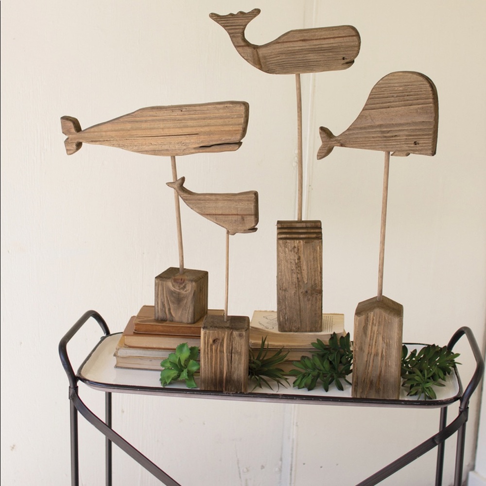 Set of 4 recycled wood whales by Kalalou